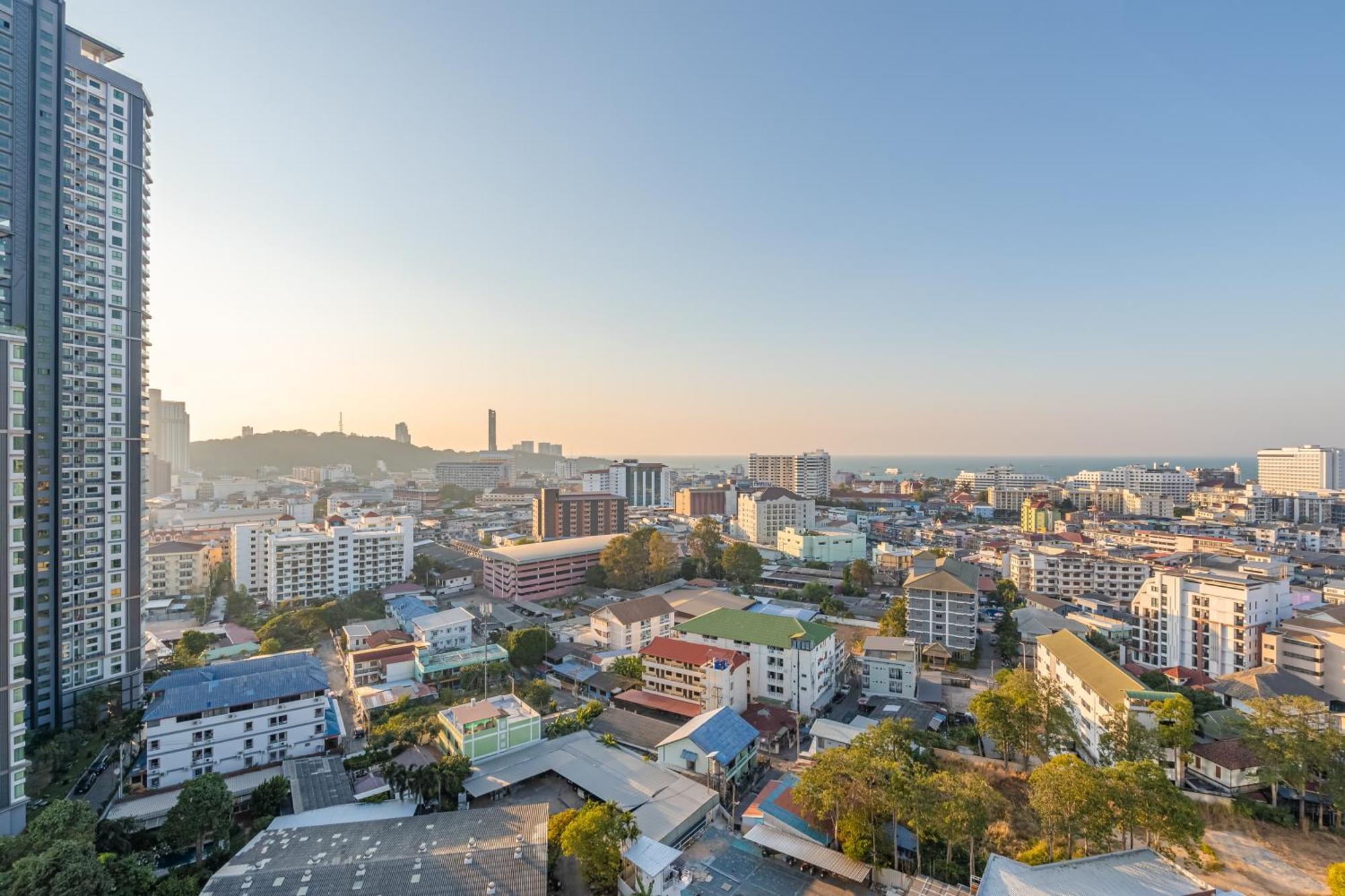 City Garden Tower By Pattaya Holiday 外观 照片