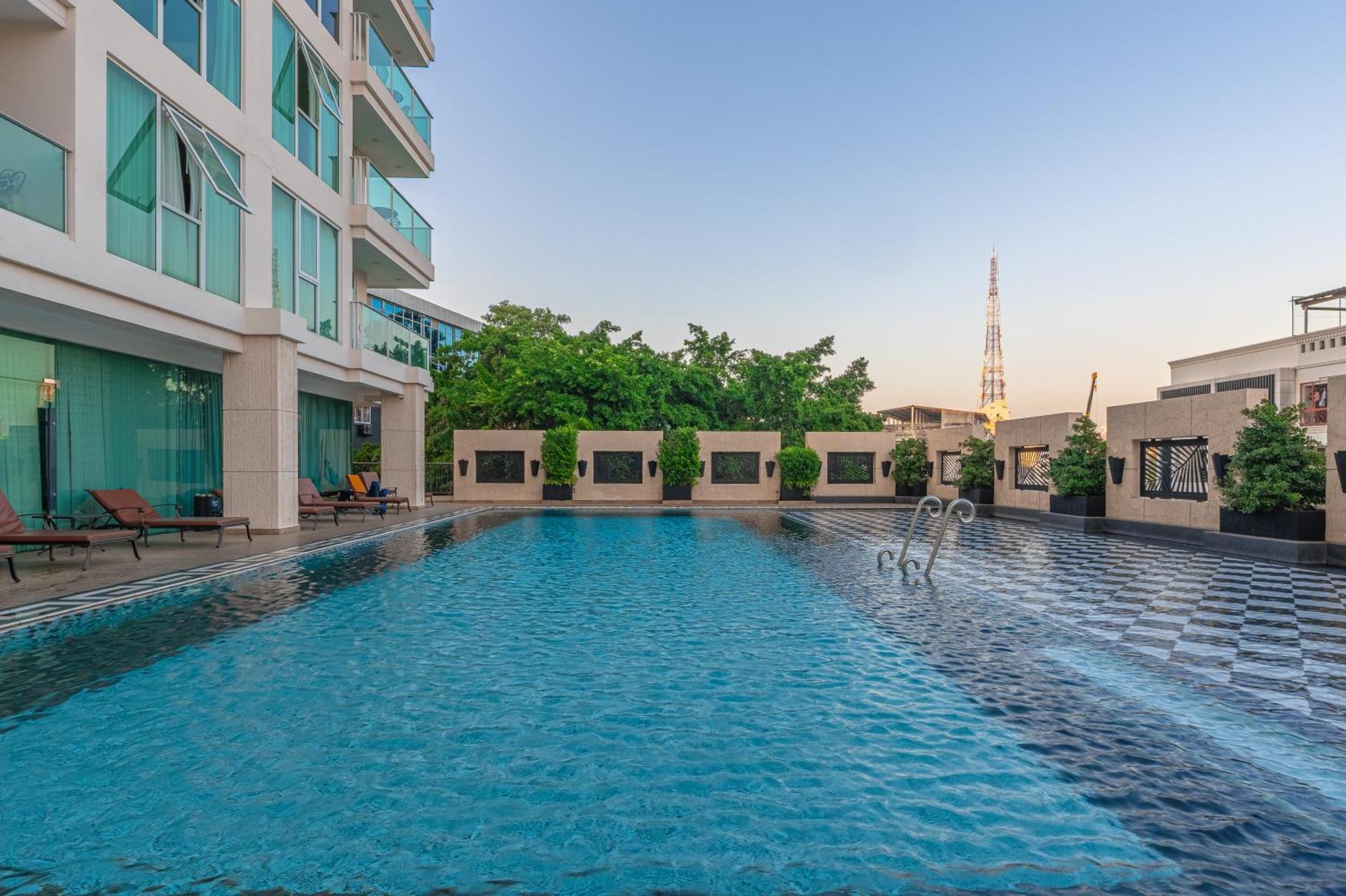 City Garden Tower By Pattaya Holiday 外观 照片